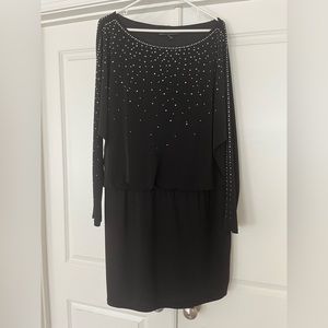 EUC-White House Black Market Dress. Size L